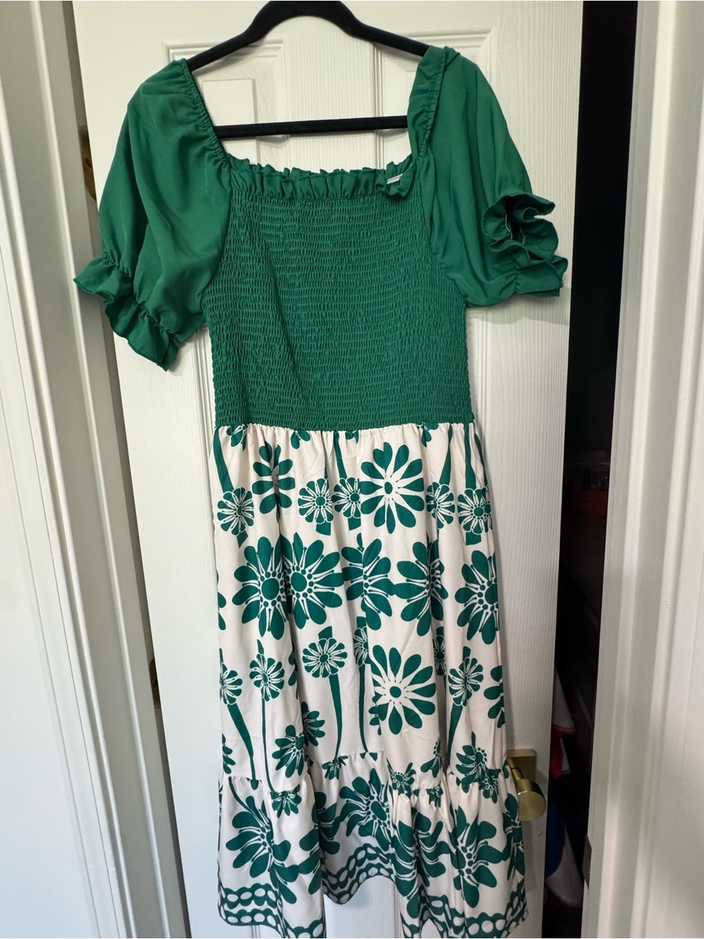 SHEIN Green Smocked Bodice Floral Midi Dress